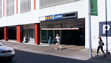 Salon Station Parking