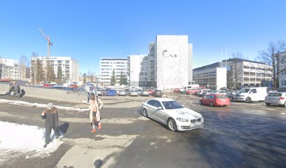 Salon Station Parking